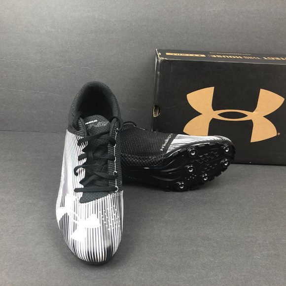 NWB Under Armour Men's Kick Sprint Spike Sneakers - Picture 3 of 4